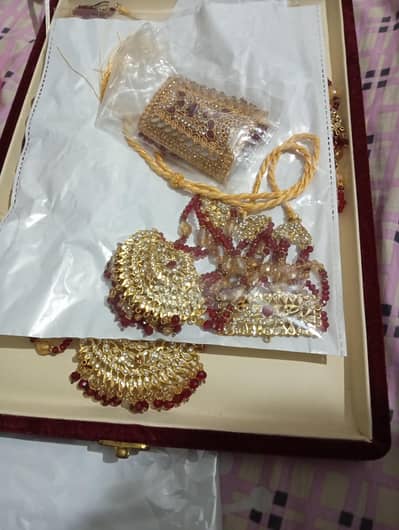 Bridal jewellery set