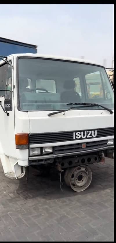 Isuzu FTR Cabin Japani