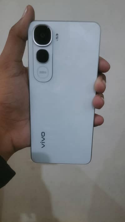 Vivo Y400
