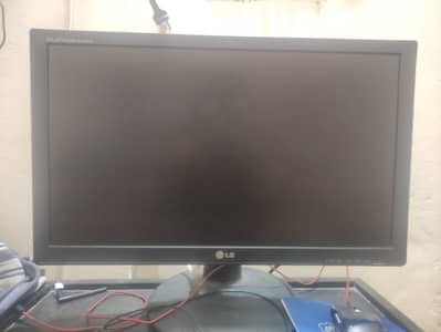 24" inch LCD Model ( LG Flatron W2442PA )