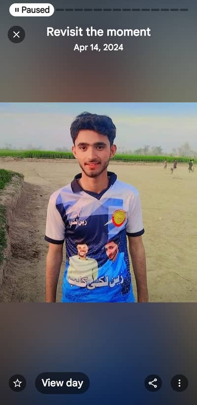 Waiter and food pecker 03704015558