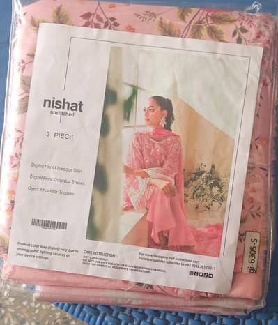 LADIES CLOTHES/WOMENS CLOTHES/GIRLS CLOTHES / /CLOTHES /SUITS/DIFFEREN