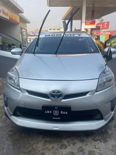 Toyota Prius Model 2013/16