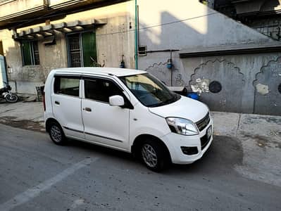 driver chahiya indrive pr car chlany wala