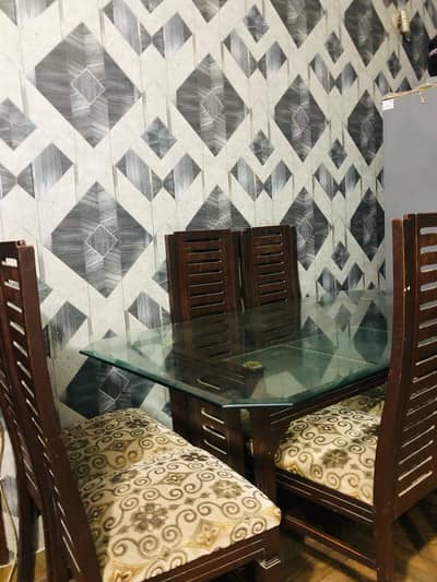 6 Seats Dining Table