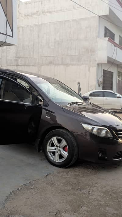 Corolla Gli 2012 only 2 peace touchup.