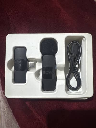 Boya V10 wireless microphone