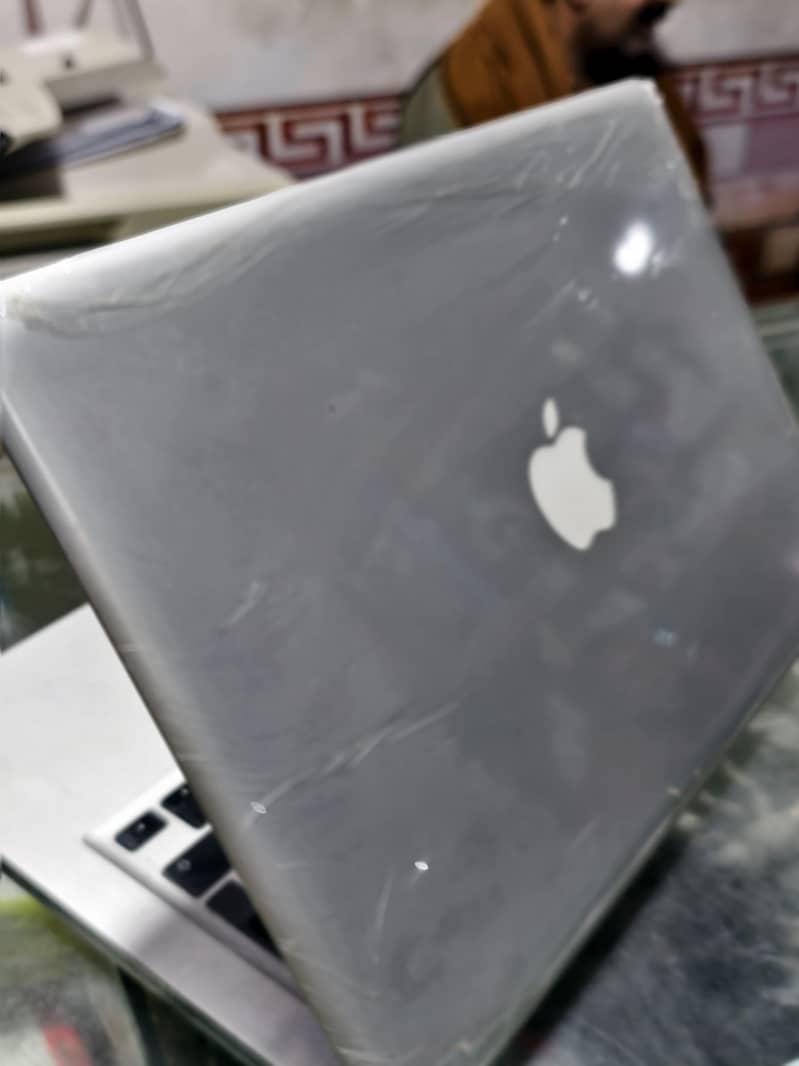 Apple MacBook Pro 2