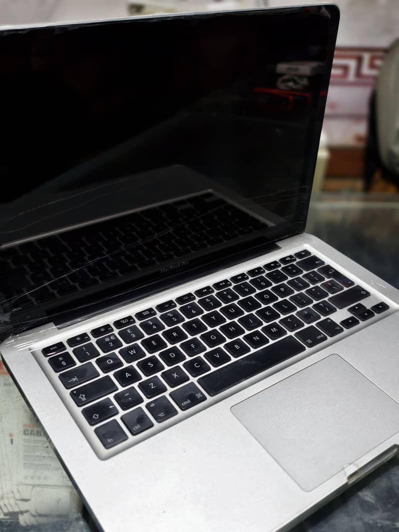 Apple MacBook Pro 3