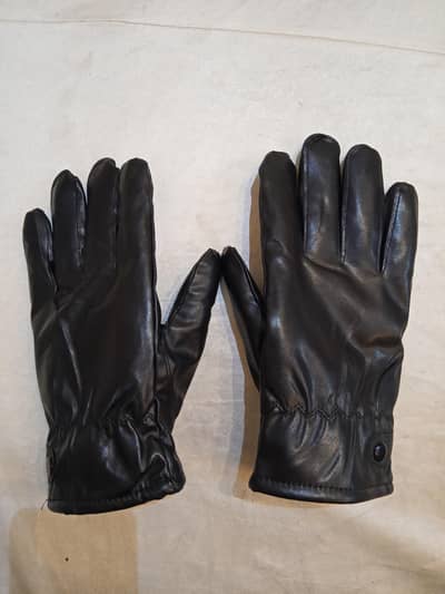leather gloves