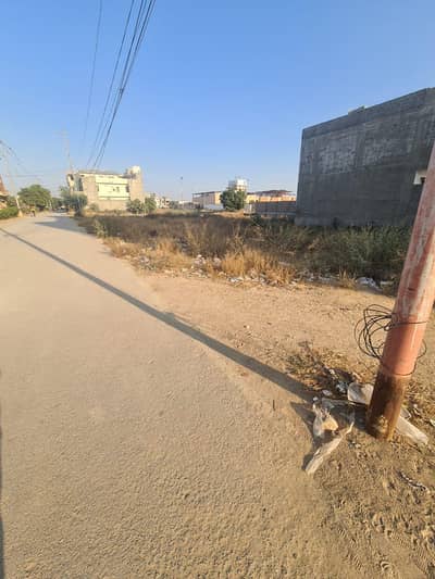 200 Sqyd West Open Corner Plot On Main 60ft Road