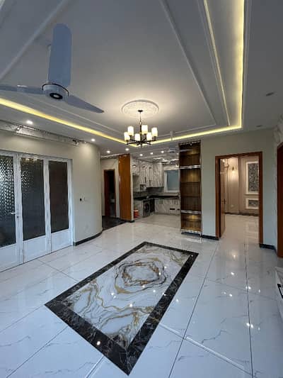 10 Marla Corner House With Extra Land Available For Sale