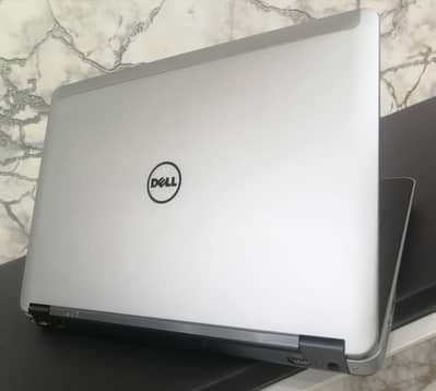 i5, 4th gen, 8/ 256 ssd with graphic card