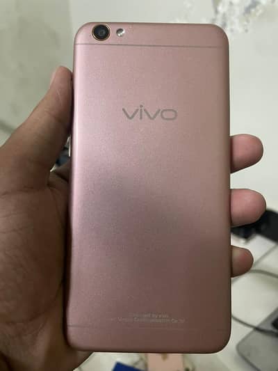 vivo v67 GB 6/128  PTA approved