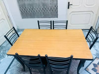 Dianning Table with 6 Matel Chair