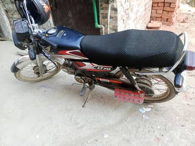 Honda CD70. . 135k