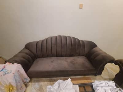 BRAND NEW JUST BOUGHT AND SELLING DUE TO LESS SPACE