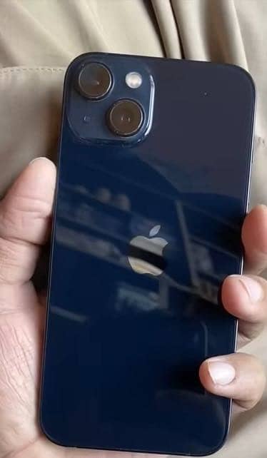 I phone 13 black 128 jb 98 bettery helth