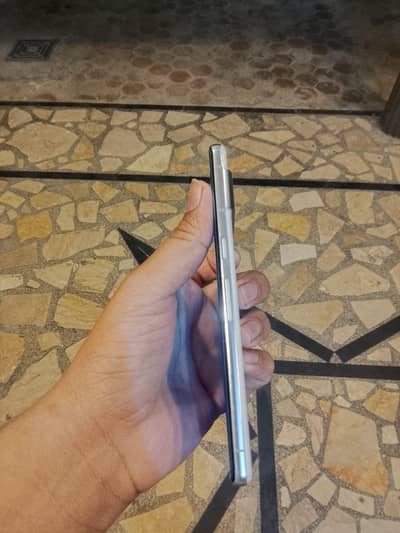 Goggle pixal 7 pro 8/128