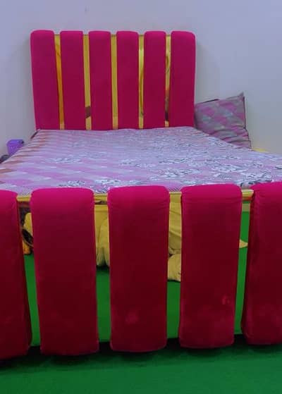 single Bed with mattress