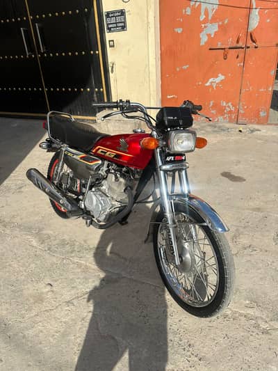 Self start Honda CG 125 Red Neat condition