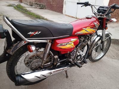 125 HONDA BIOMETRIC KE SATH SALE KRNA HE 03087507527