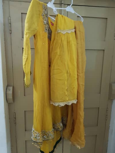 three fansi soot stitched  ready to wear