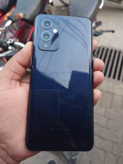 OnePlus 9 5G
