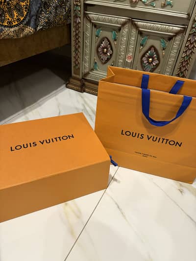 Authentic Louis Vuitton Men Shoes