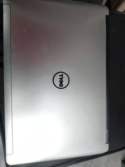 Dell latitude E6540 8gb ram 128gb SSD