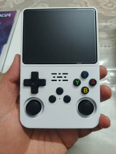 R36s Retro Handheld Gaming Console