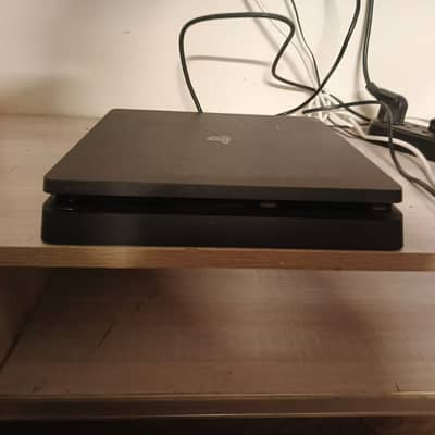 PS4 Slim 1TB Non-JailBreak