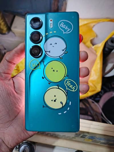 10/10 condition no scratch complete box