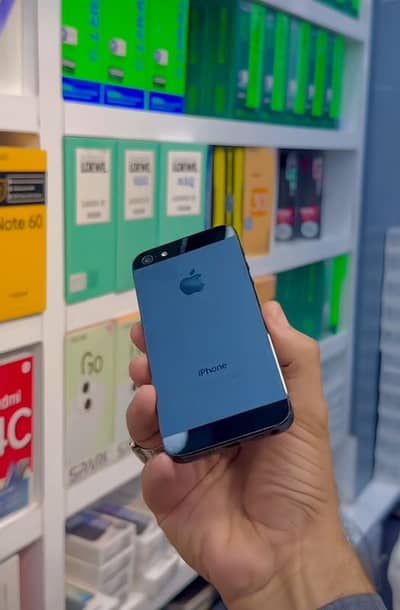 IPhone 5s 64GB PTA Approved My whatshapp number 03013564778 for sale