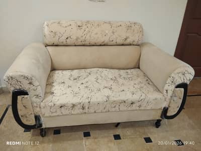 complete 7 seater sofa set with deewan