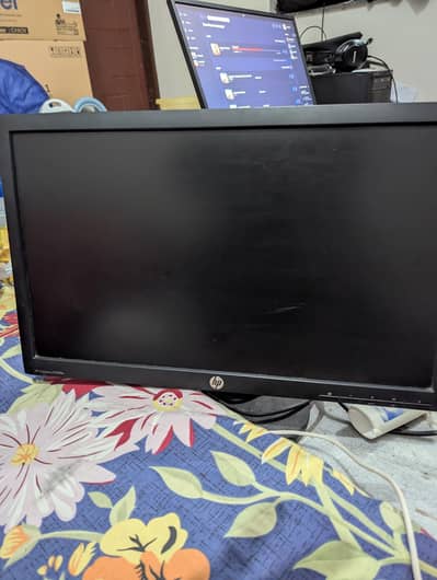 HP 22 inch LED