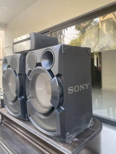 Brand Sony | Speaker System  Look like new .