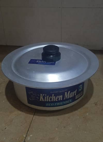 basic kitchen crockery