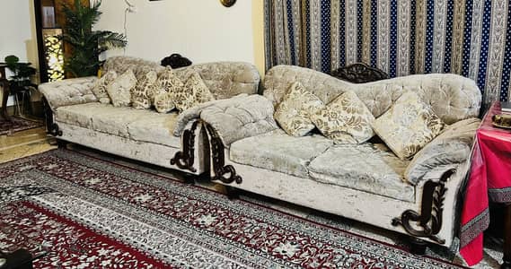 Gourmet furnishers sofa