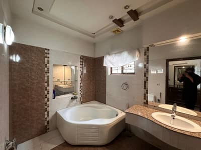 1 Kanal Fully Furnished House for Rent in Phase 4