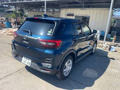 Toyota raize xs package