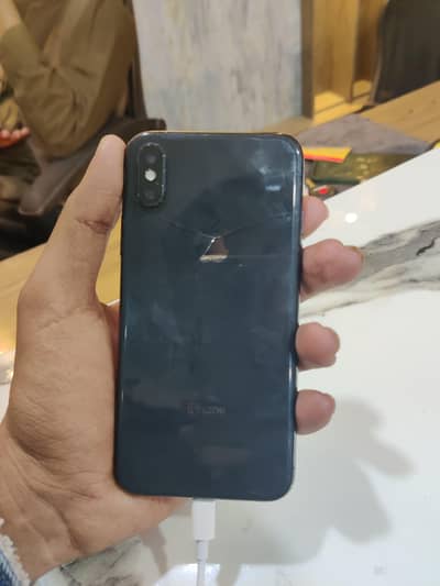 iphone xs back crack pta approved 64gb