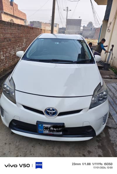Toyota Prius G 1.8 2013