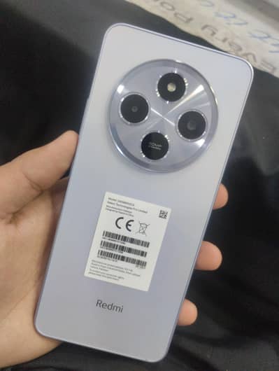 Xiaomi Redmi 14c in good condition box and charger also avalible