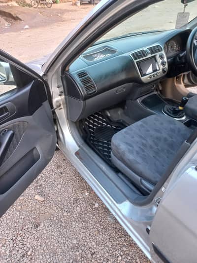 chat piller degi front aik sid janion aik side spray hoi hai under tot