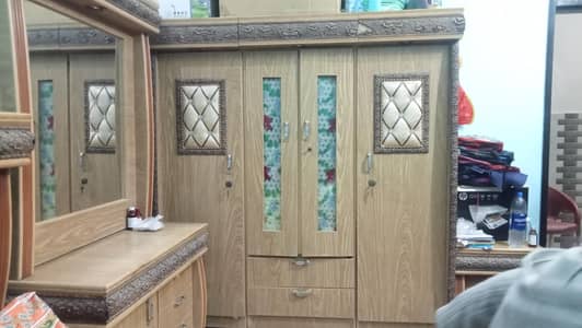 4 Set Bedroom furniture