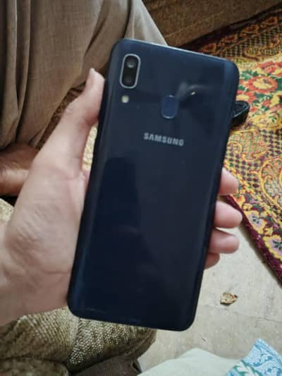 samsung galaxy A20