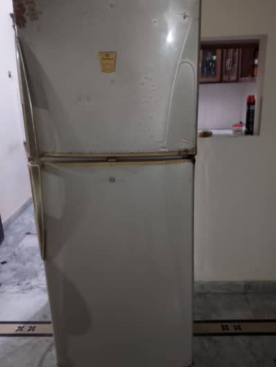 Dawlance fridge working 10%8