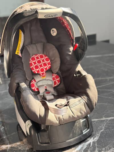 Baby Carry Cot Plus Car Seat - Original Graco Brand