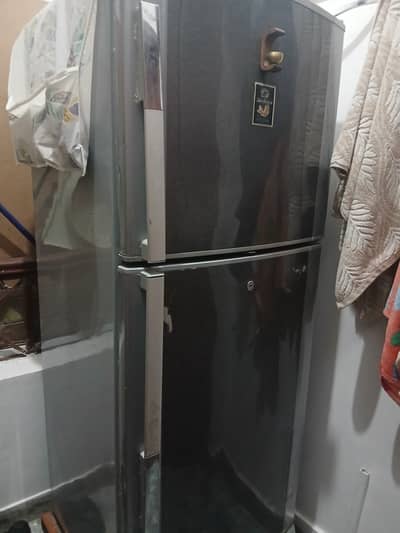 Cooling  orignal Company gas no mechanical work good condition